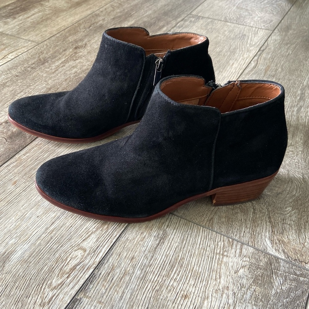 Sam Edelman Black Suede ankle Boots Booties Size 8